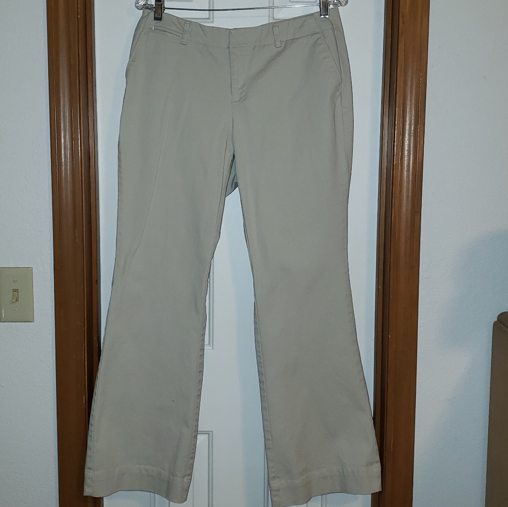 Tan Dockers
